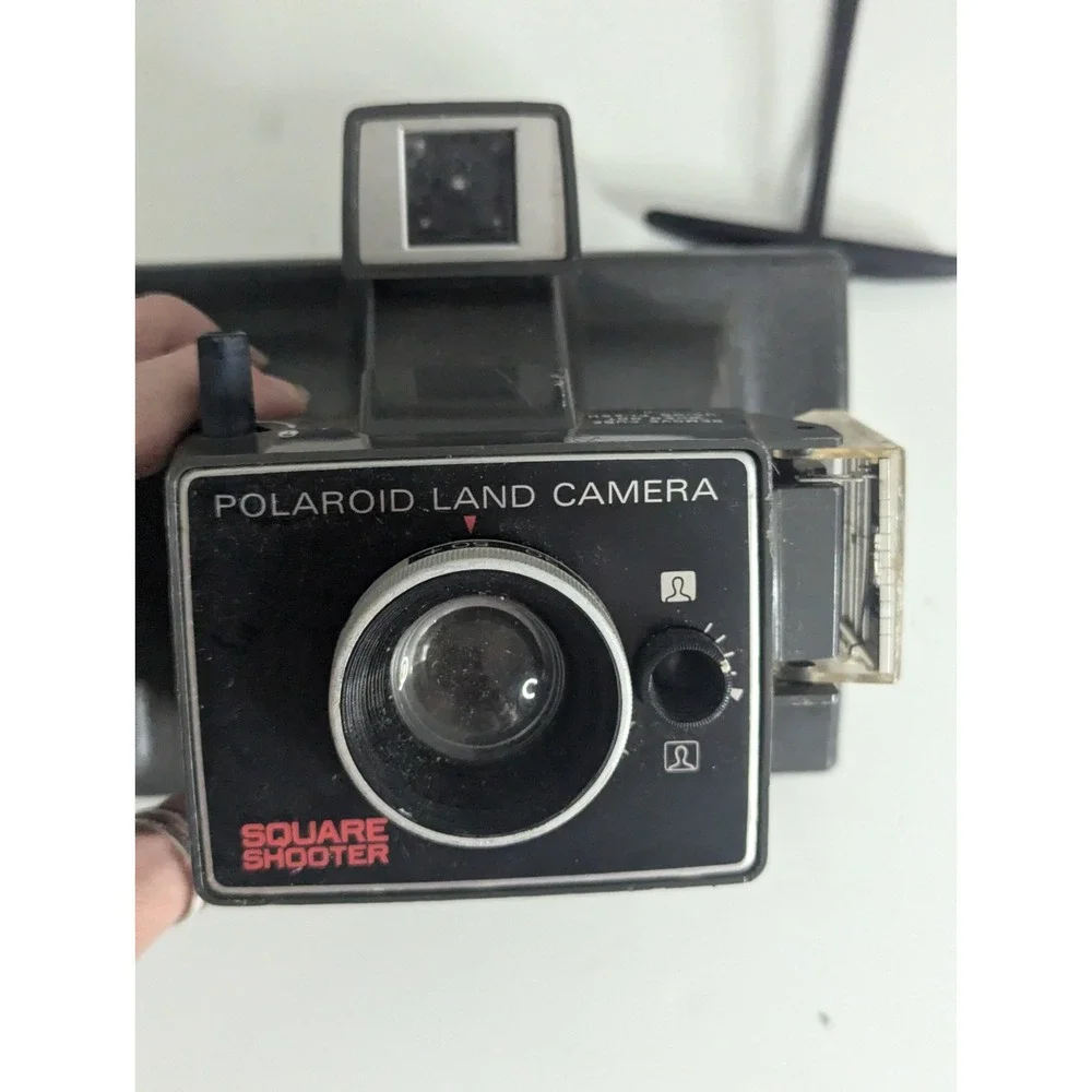 Vintage Polaroid land Camera Square shooter instant photo pictures type 88‎ film